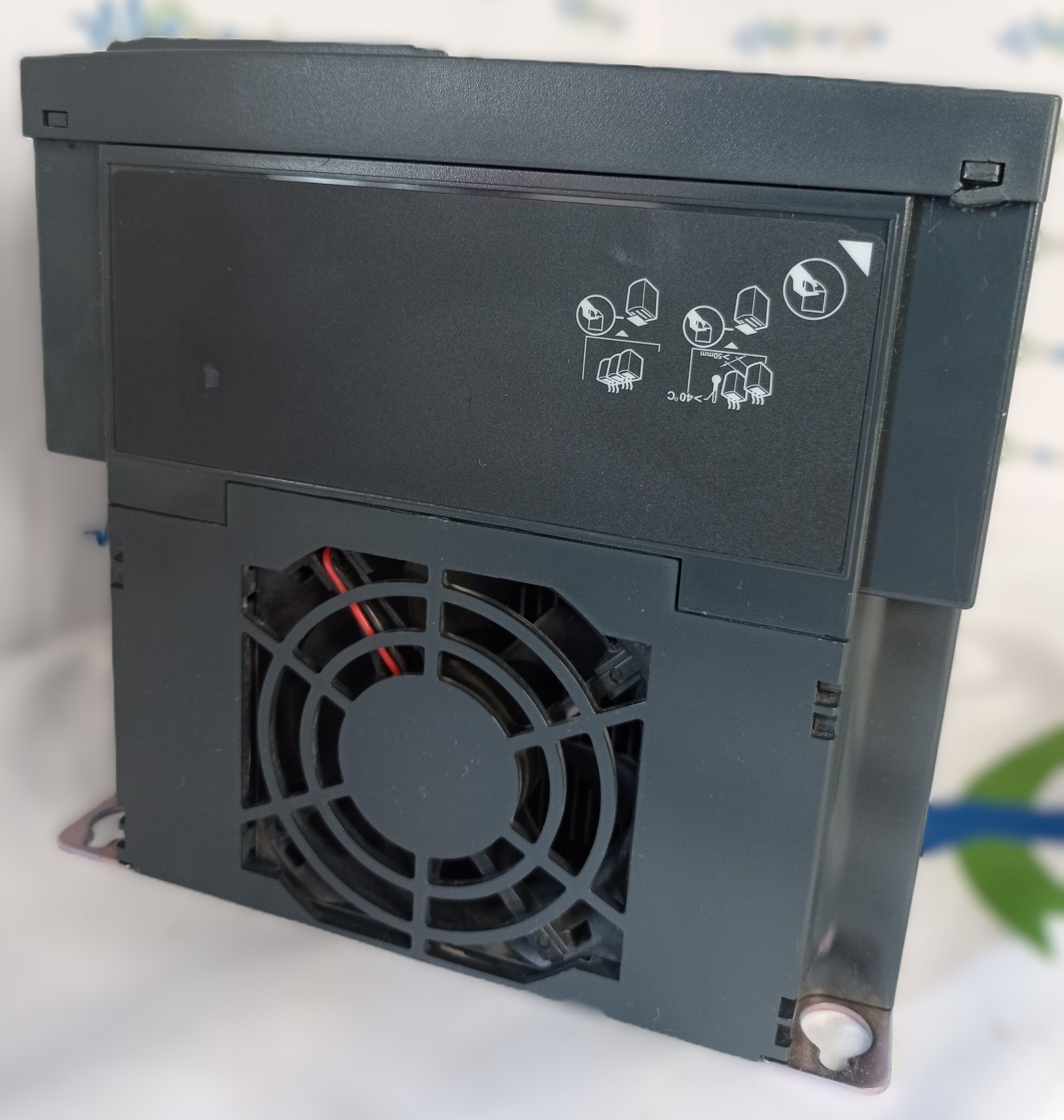 Variateur-SCHNEIDER-Electric-ATV312HU75N4-3