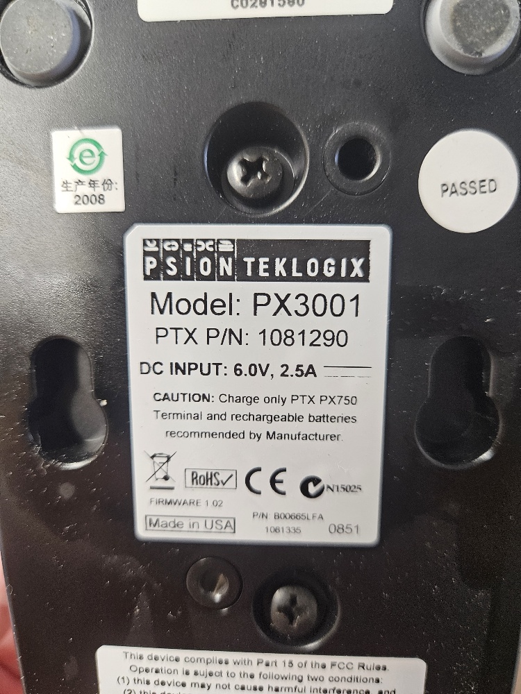 PX750-support-chargeur-2