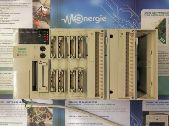 Telemecanique_TSX_Micro_3721001_-_DMZ64DTKx2_-_DEZ32D2x2_-_RKZ02