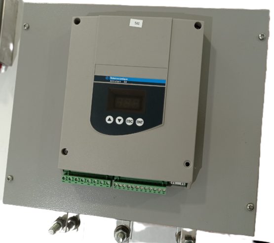 Demarreur-ALTISTART-210A-400V-P.-FACE