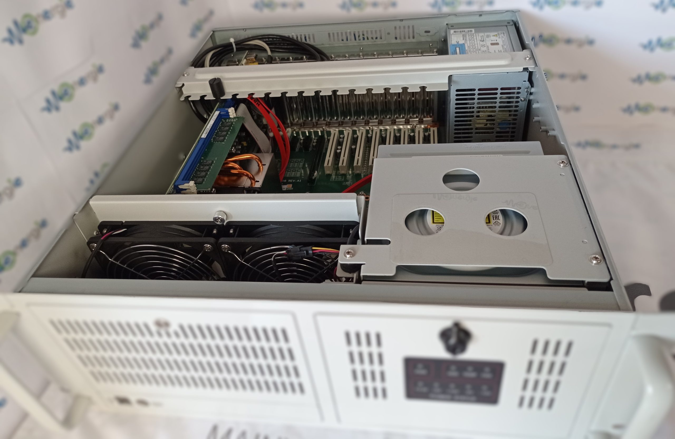 PC-Advantech-SBA129T-ACP-4000-3