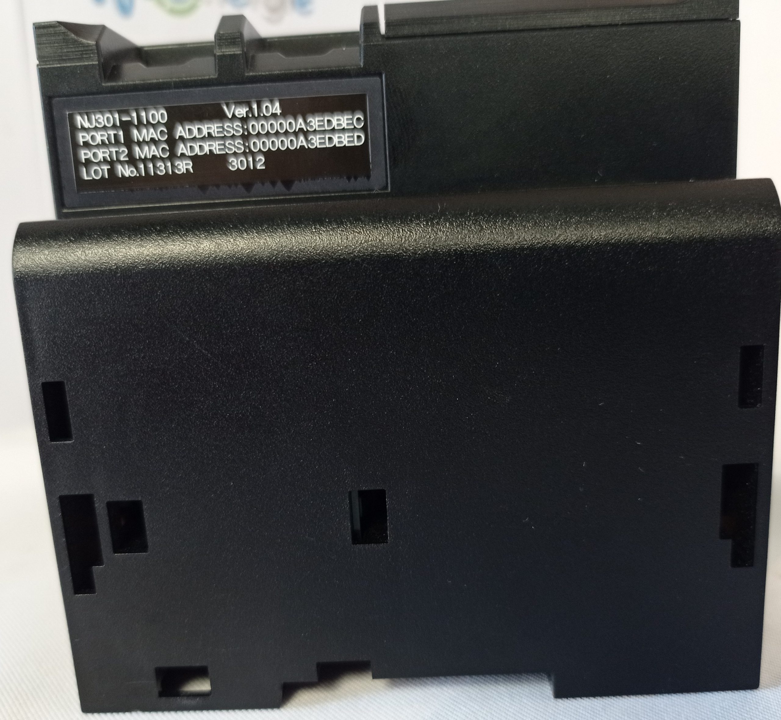 NJ301-1100-OMRON-2
