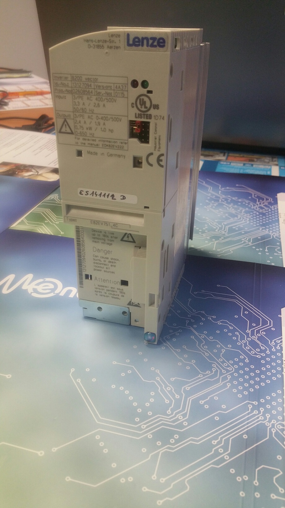 LENZE-E82EV751K4C-2