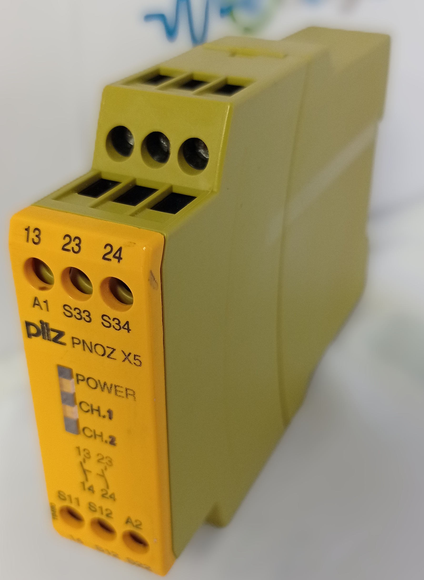Relais-de-securite-PILZ-PNOZ-X5-ID-N°774325-2