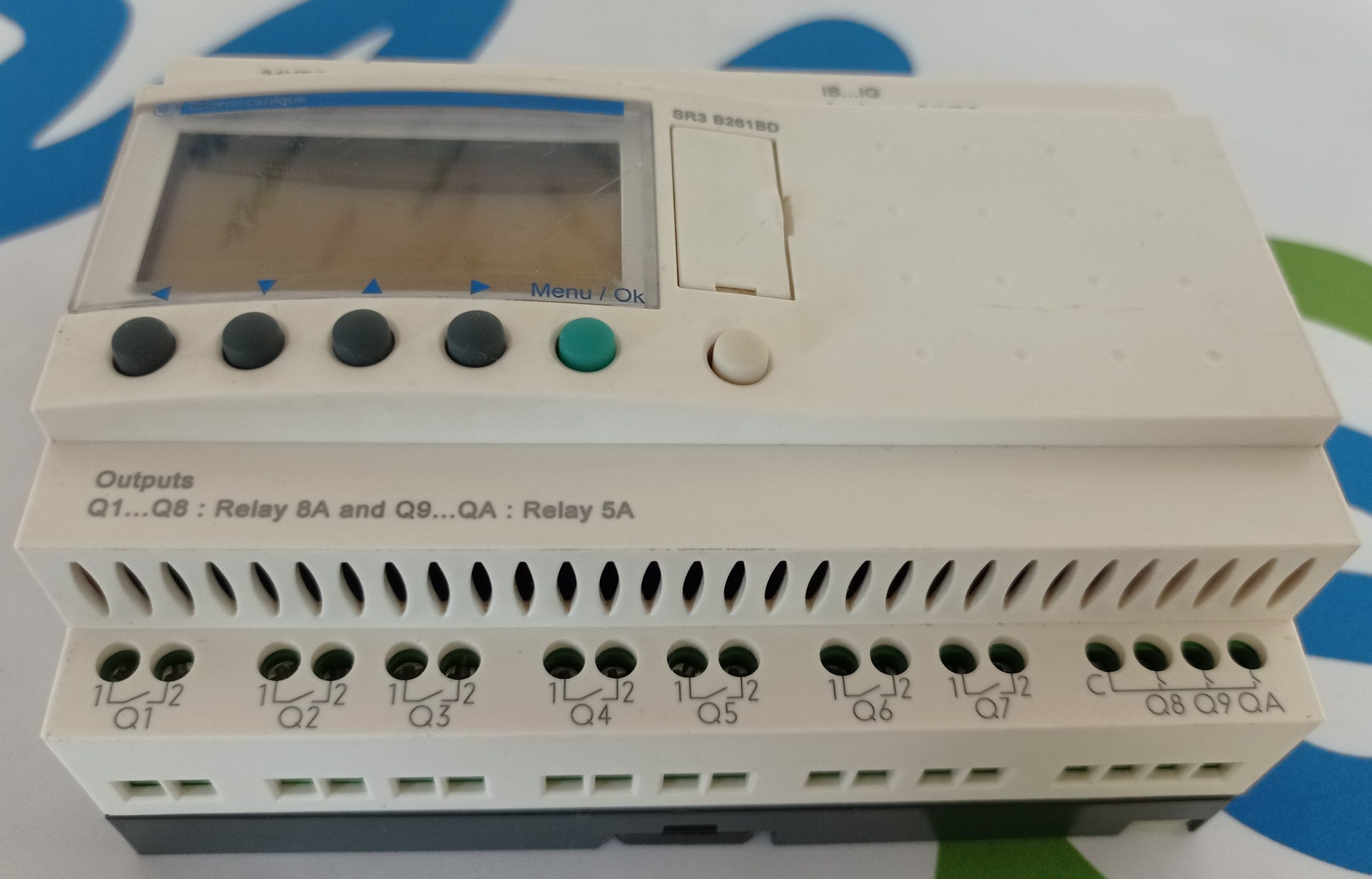 Relais-intelligent-SR3B261BD-Schneider-Electric-1
